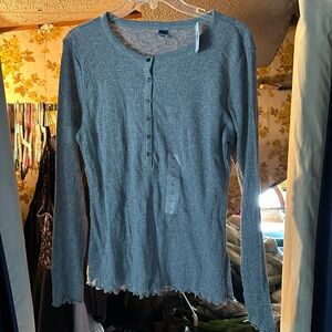 Old Navy sleep shirt